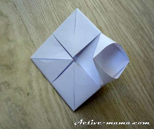 Papírové lodě origami