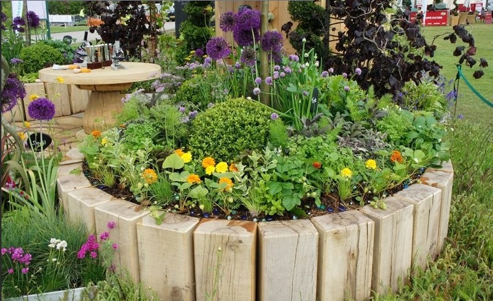Hvordan lage et blomsterbed med egne hender