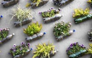 Vertikale blomsterbed