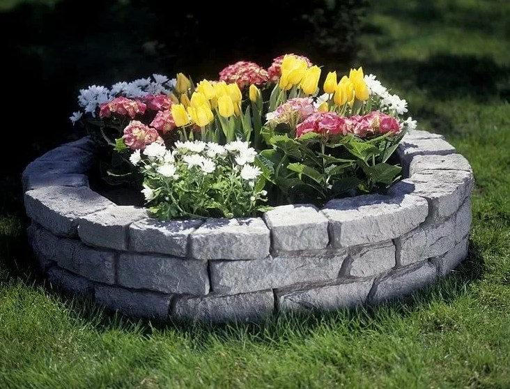 Hvordan lage et blomsterbed med egne hender