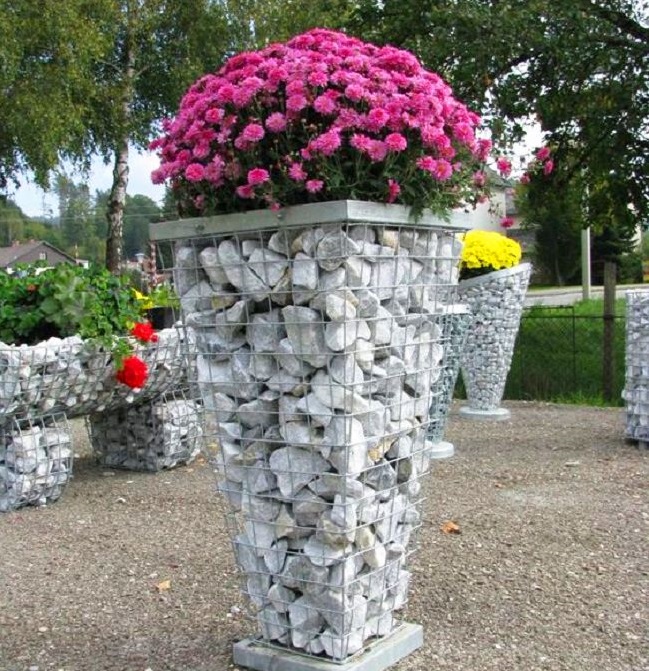 Hvordan lage et blomsterbed med egne hender