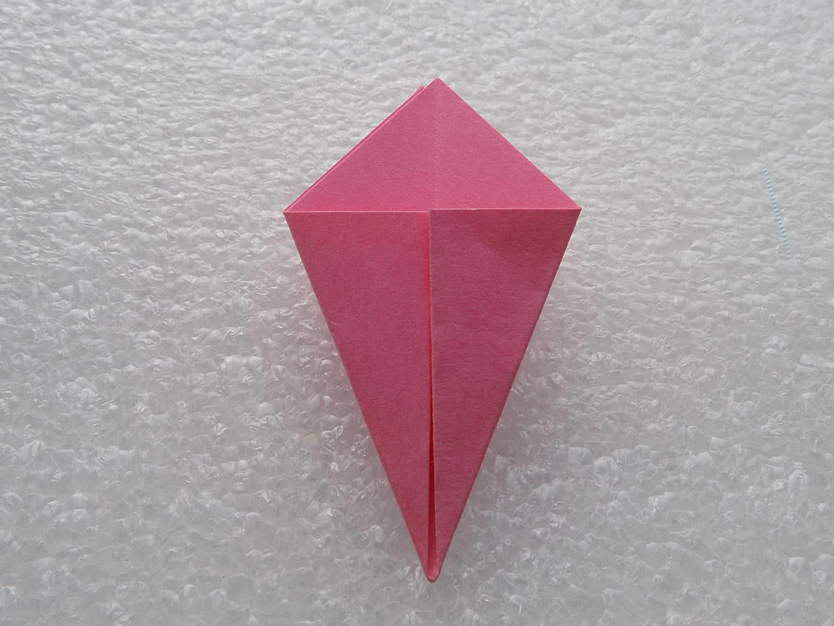Origami lilie krok 5