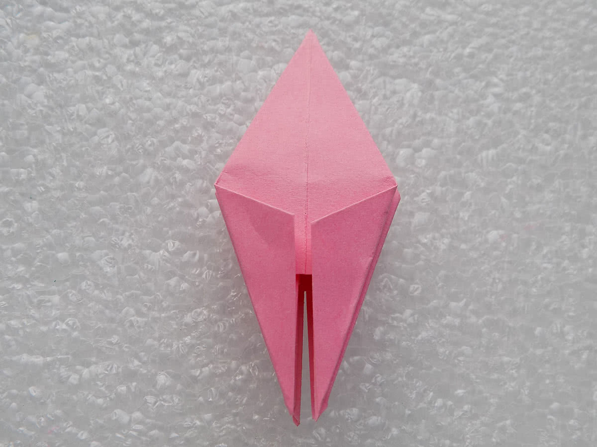 Origami lilie krok 11