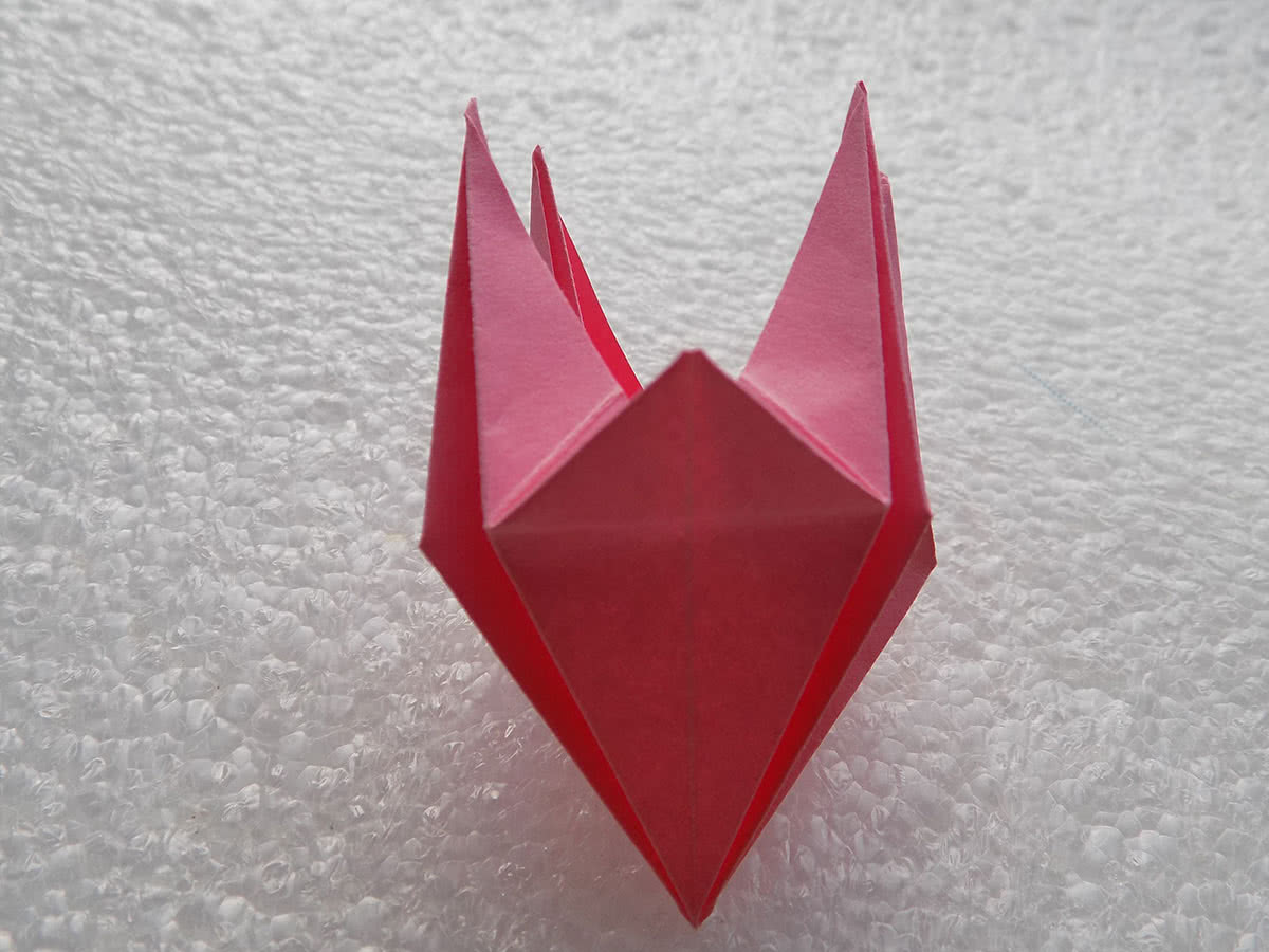 Origami lilie krok 15