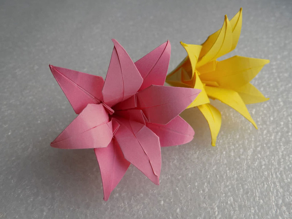 Origami lilie, krok 26