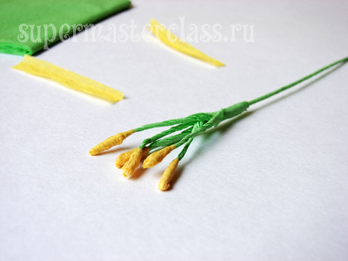 Jak vyrobit lilie z vlnitého papíru
