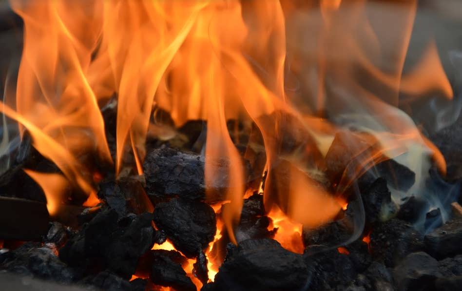 hvordan varme ovnen med kull