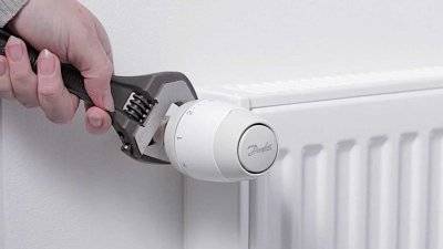 So wählen und installieren Sie einen Thermostat für einen Heizkörper