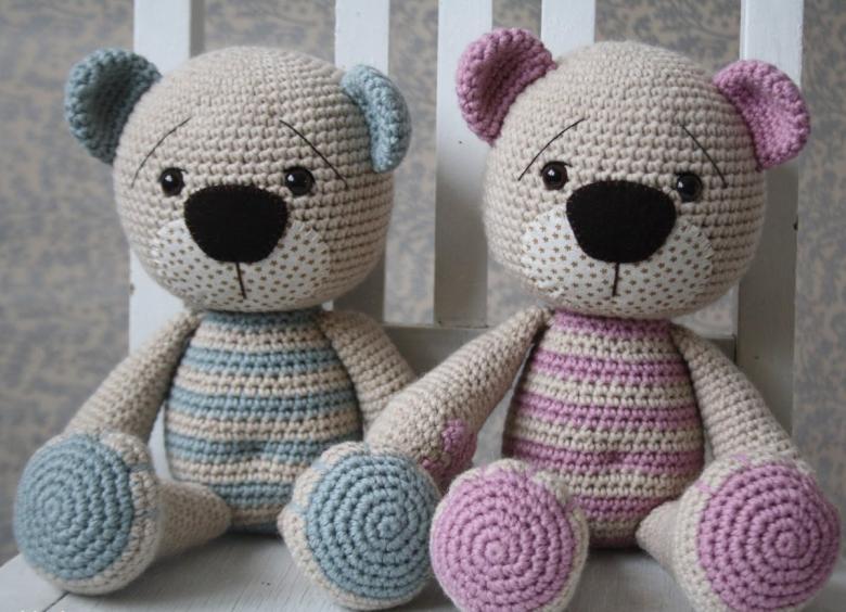 כיתת אמן Amigurumi: איך לסרוג עם סרוגה או סריגה מתחילים