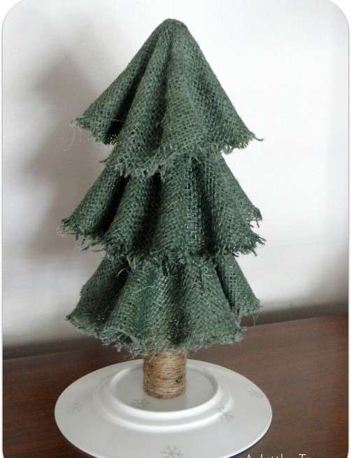 řemeslný vánoční stromeček
