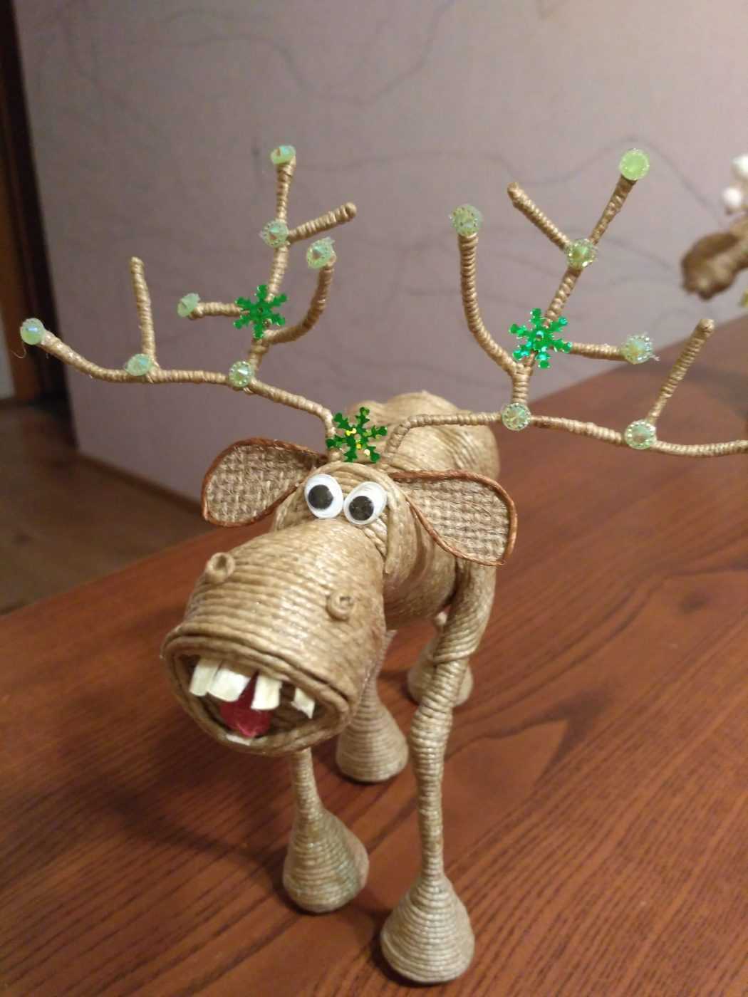 DIY jutová řemesla krok za krokem: snadné pokyny s fotografiemi a popisy
