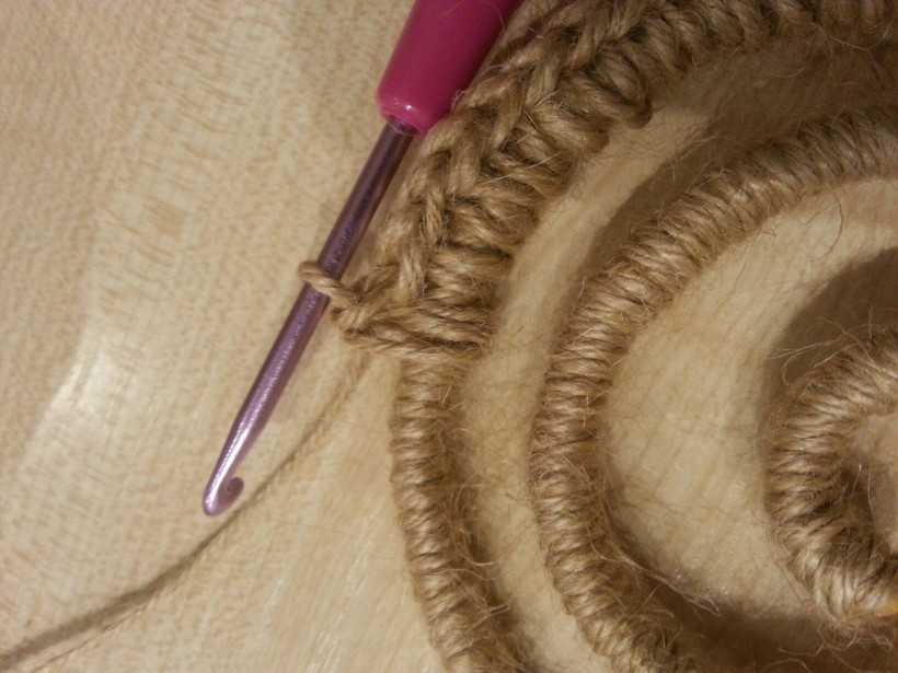 DIY jutová řemesla krok za krokem: snadné pokyny s fotografiemi a popisy