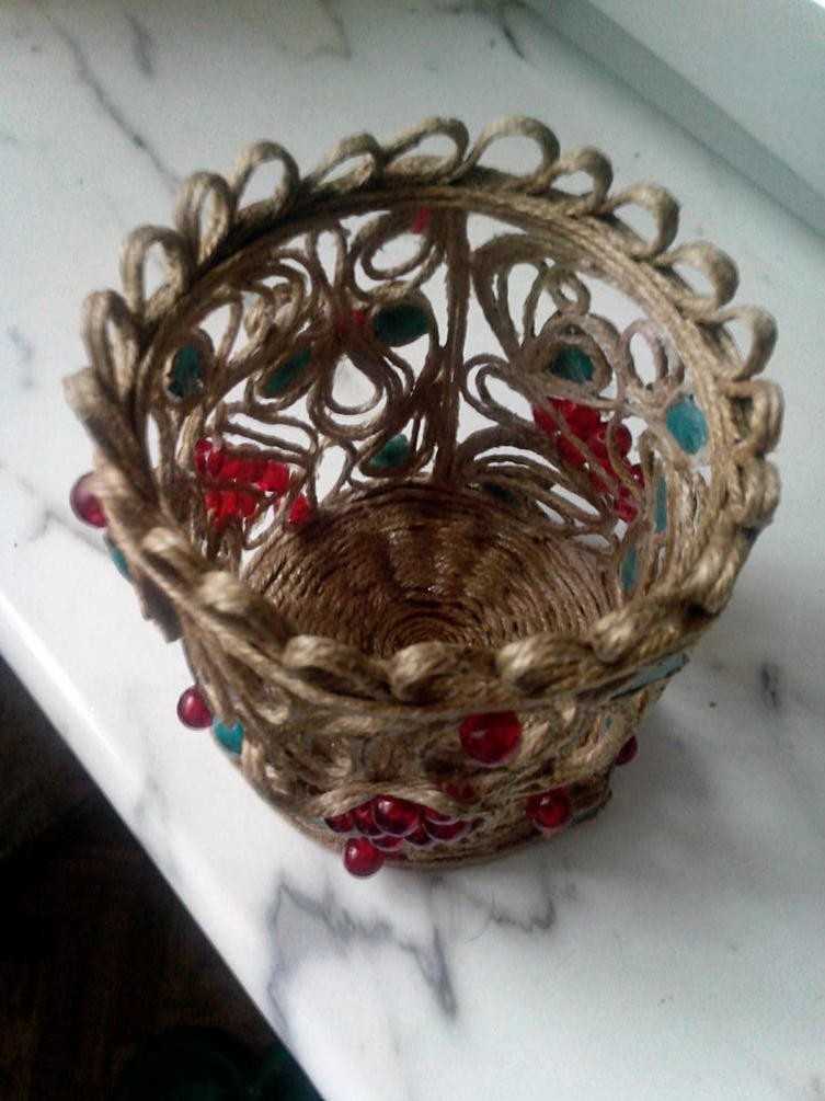DIY jutová řemesla krok za krokem: snadné pokyny s fotografiemi a popisy