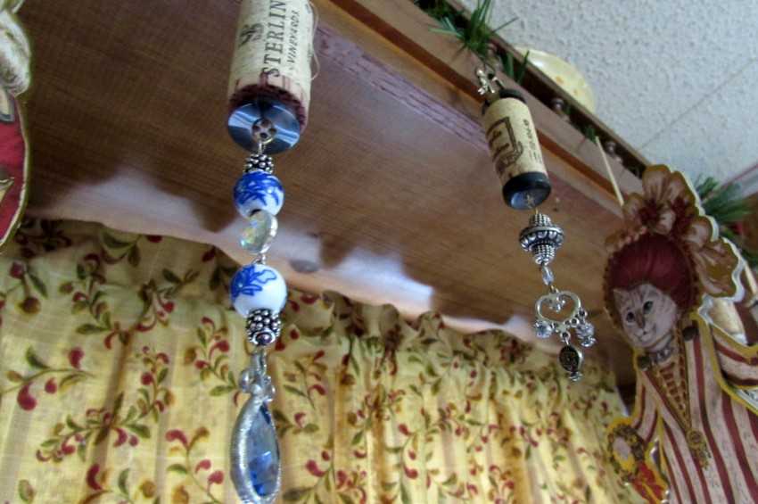 Mit den eigenen Händen aus Blechdosen und verschiedenen Deckeln basteln - Dekoideen und Einsatzmöglichkeiten handlicher Materialien, Fotobeispiele, Videos