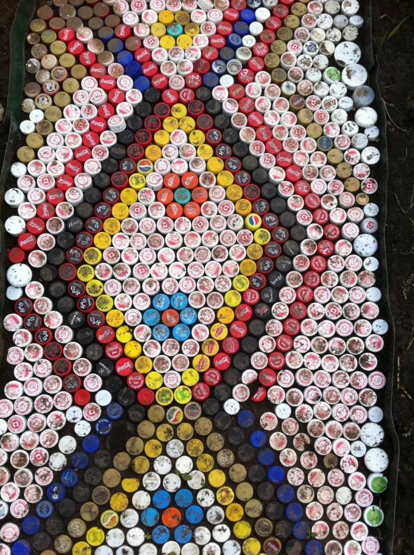 Mit den eigenen Händen aus Blechdosen und verschiedenen Deckeln basteln - Dekoideen und Einsatzmöglichkeiten handlicher Materialien, Fotobeispiele, Videos