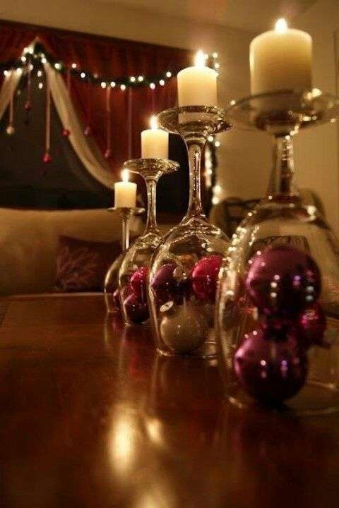 Kerzenständer aus umgekehrtem Glas