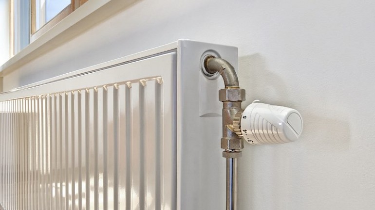 Termisk hode for en varme radiator: typer, prinsipp for drift, installasjonsregler