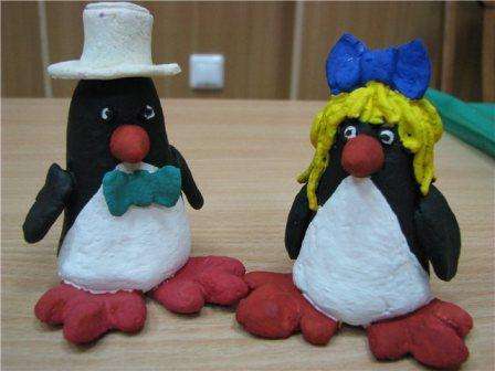 הפינגווינים המקוריים עשויים מבצק מלח רגיל. אם אתה רוצה שהמוצרים יהיו זהים